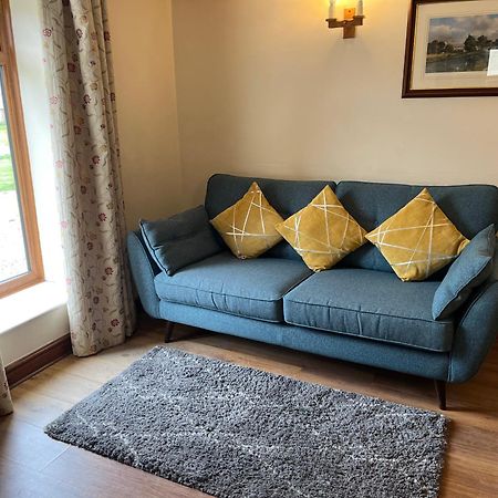 Tupenny Cottage, Old Mill Farm, Cotswold Water Park Cirencester Exteriér fotografie